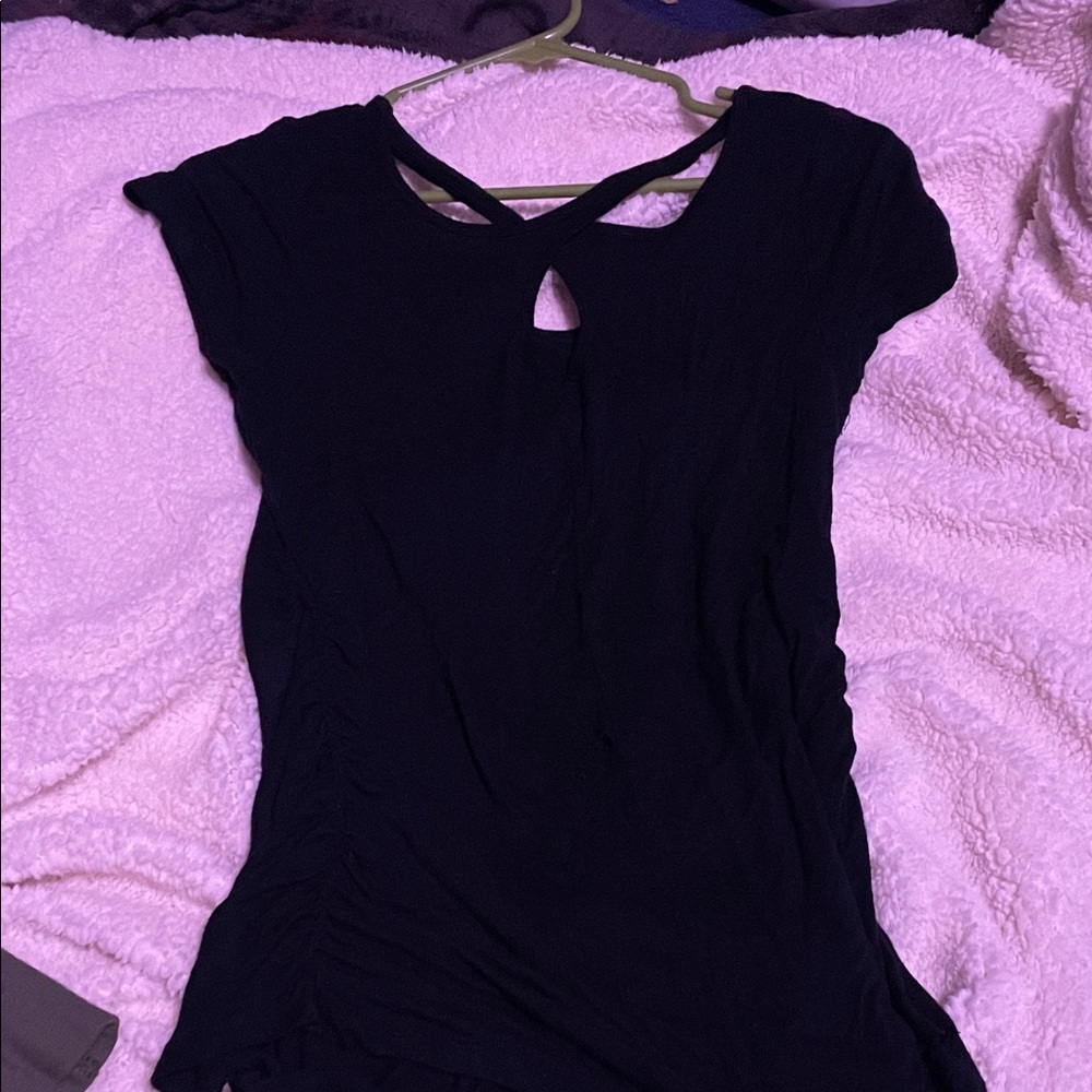 Jessica Simpson Black Cut-Out Short Sleeve Top